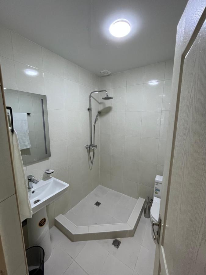 Friendly Hotel Jerevan Buitenkant foto